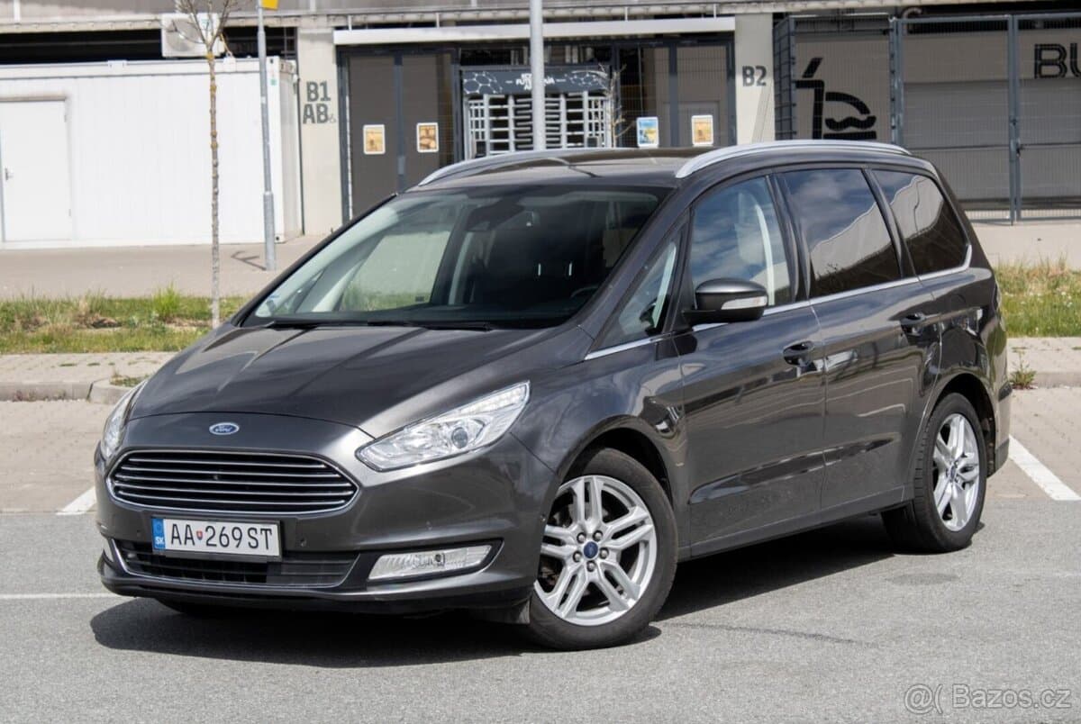 2017 Ford GALAXY