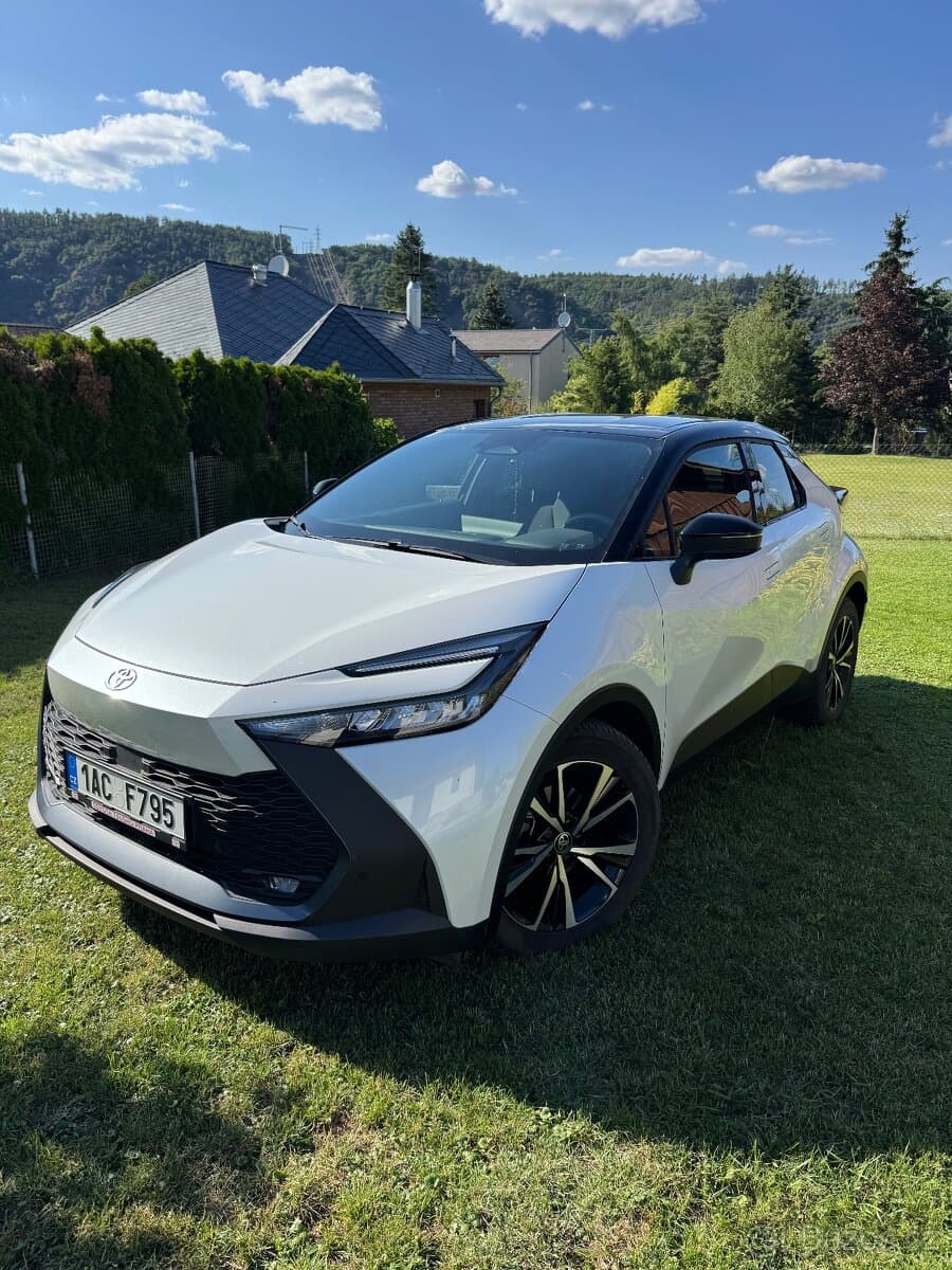 2024 Toyota C-HR