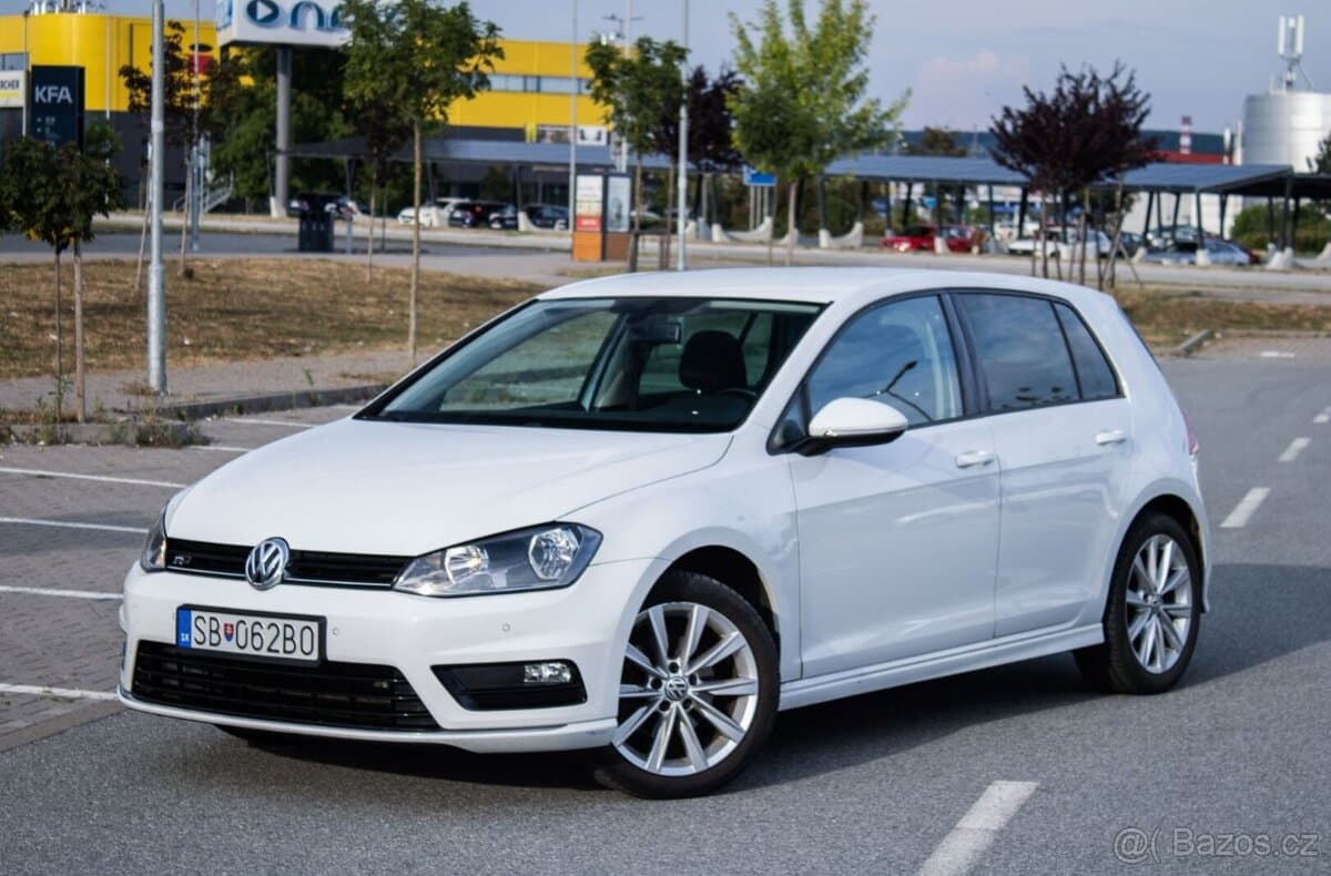 2015 Volkswagen GOLF