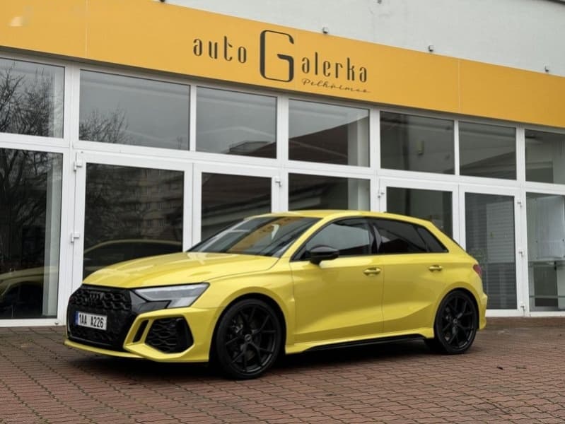 2023 Audi RS3
