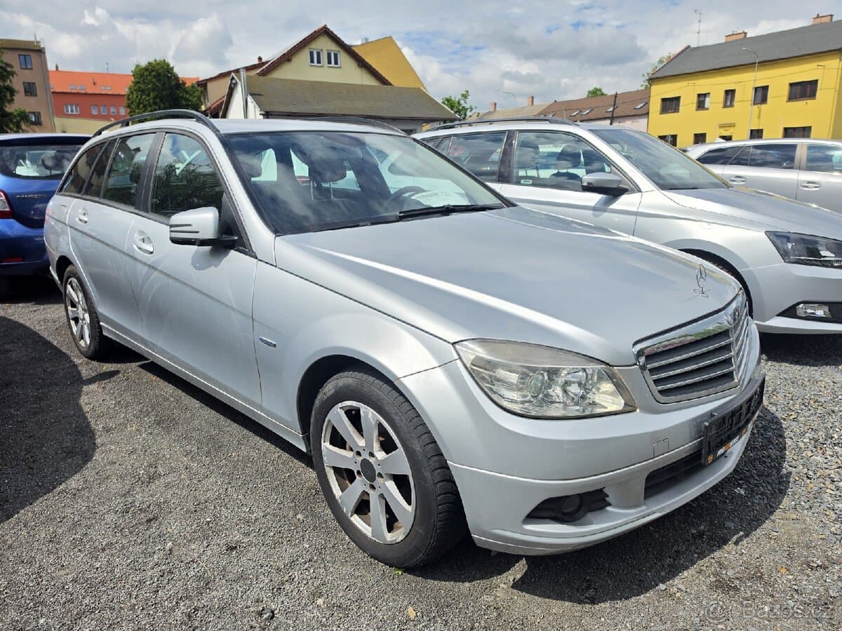 2010 Mercedes-Benz C-CLASS