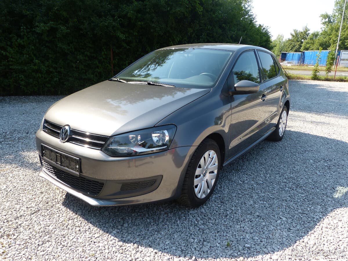 2013 Volkswagen POLO