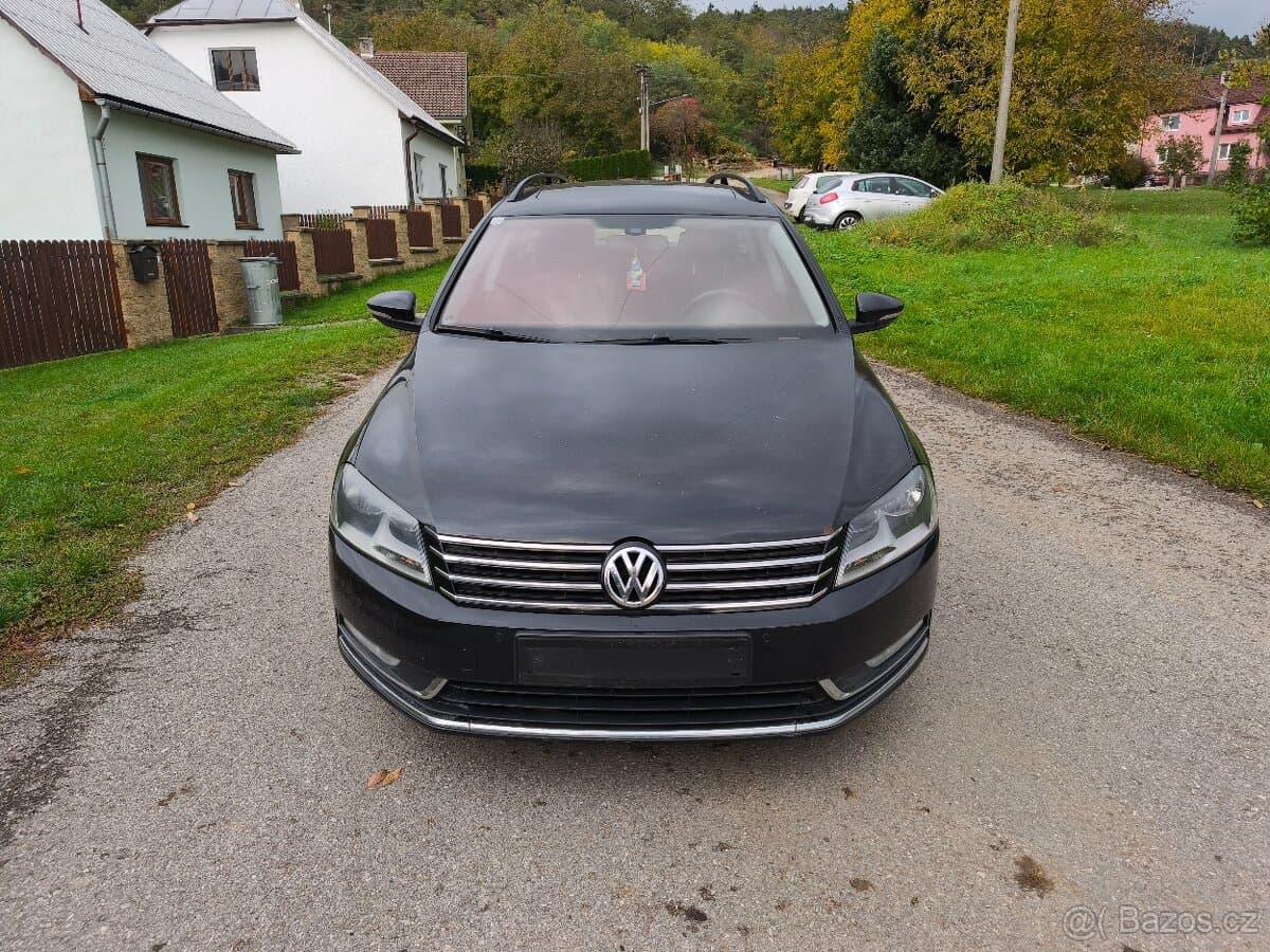 2012 Volkswagen PASSAT