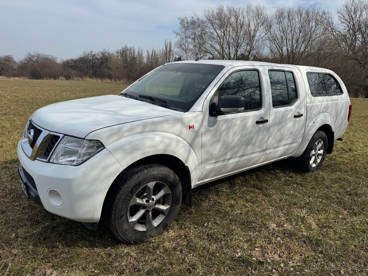 2015 Nissan NAVARA