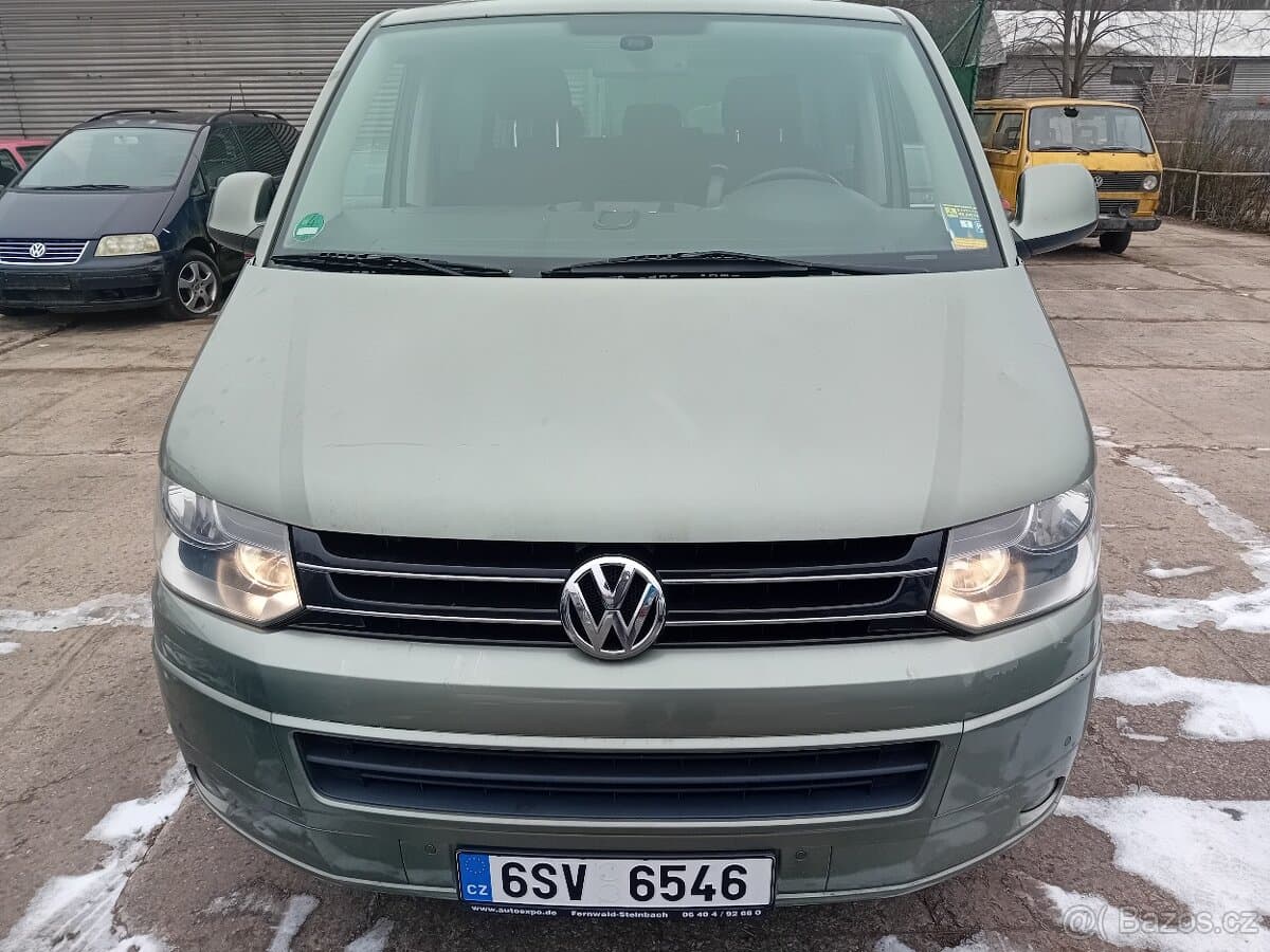 2011 Volkswagen CARAVELLE