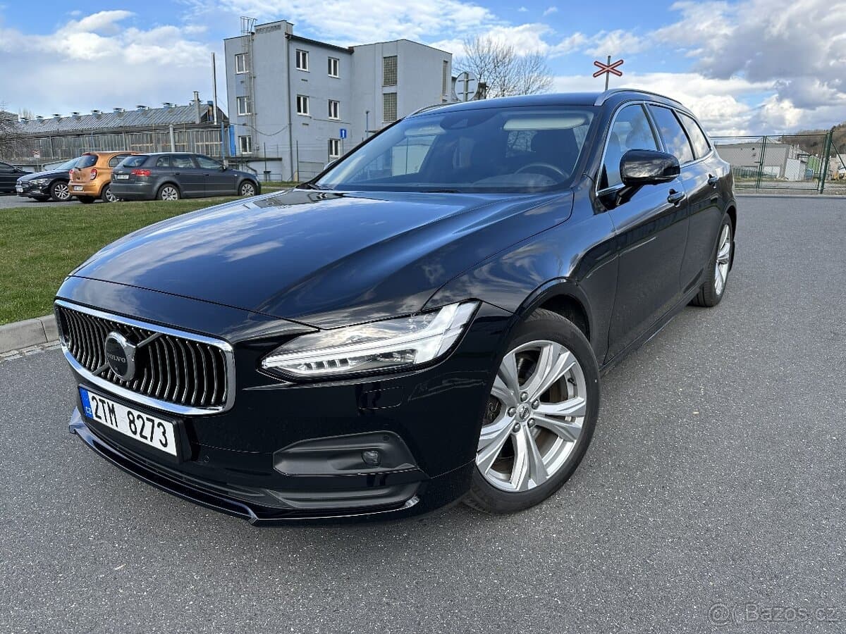 2021 Volvo V90