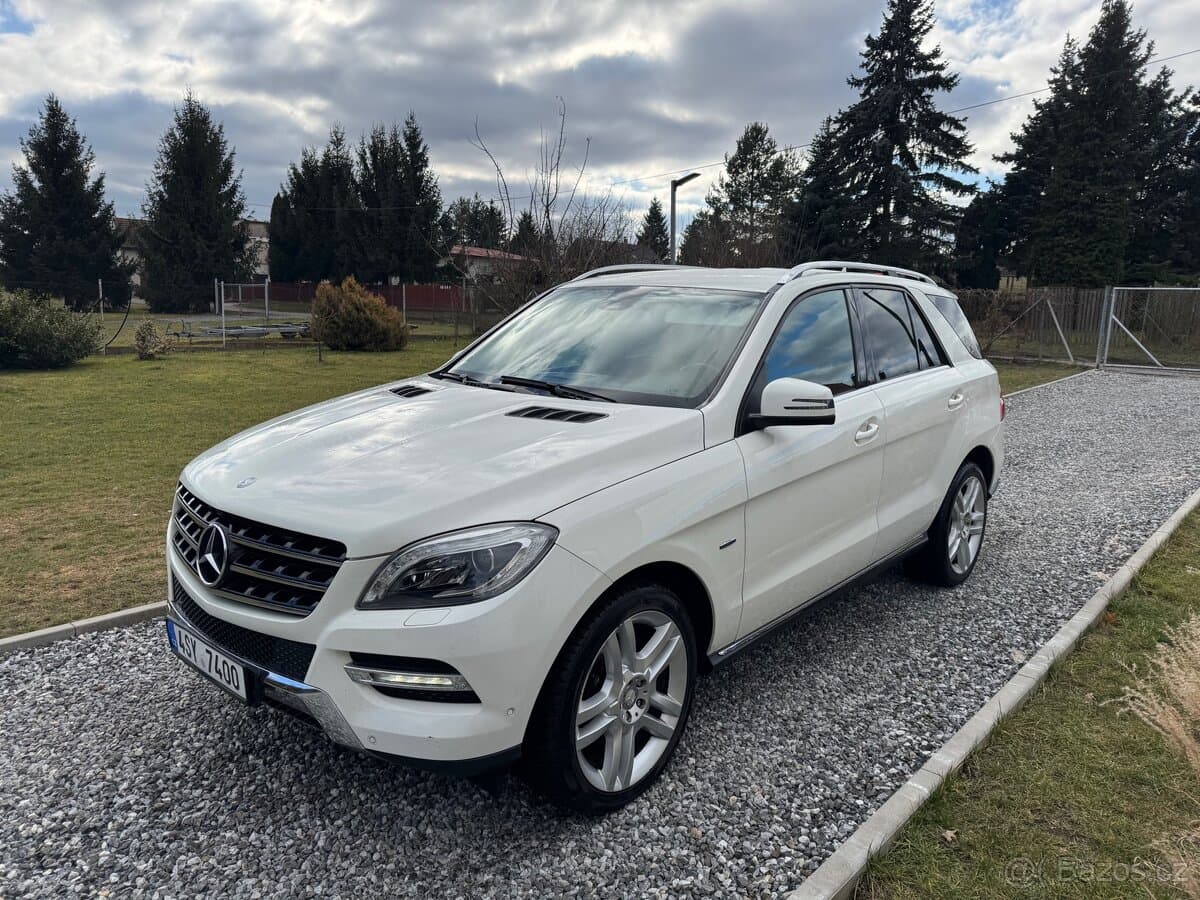 2012 Mercedes-Benz M-CLASS