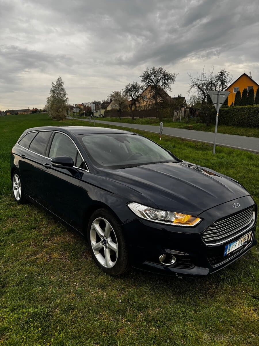 2015 Ford MONDEO