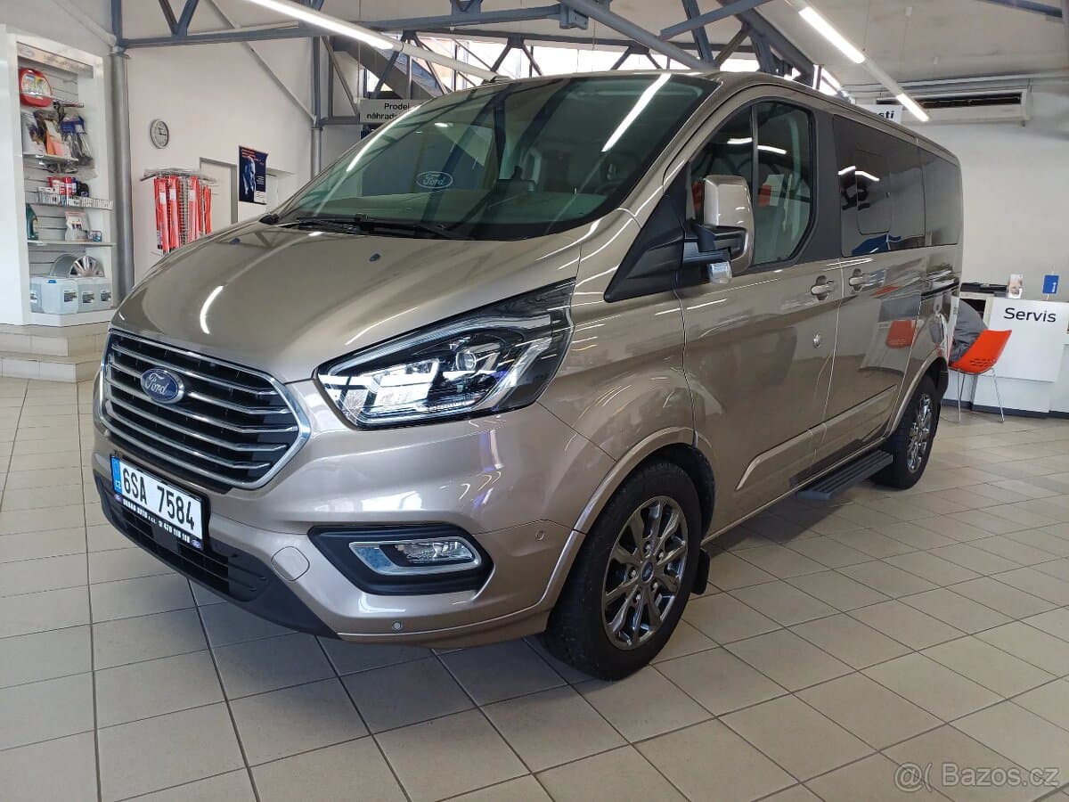 2023 Ford TOURNEO