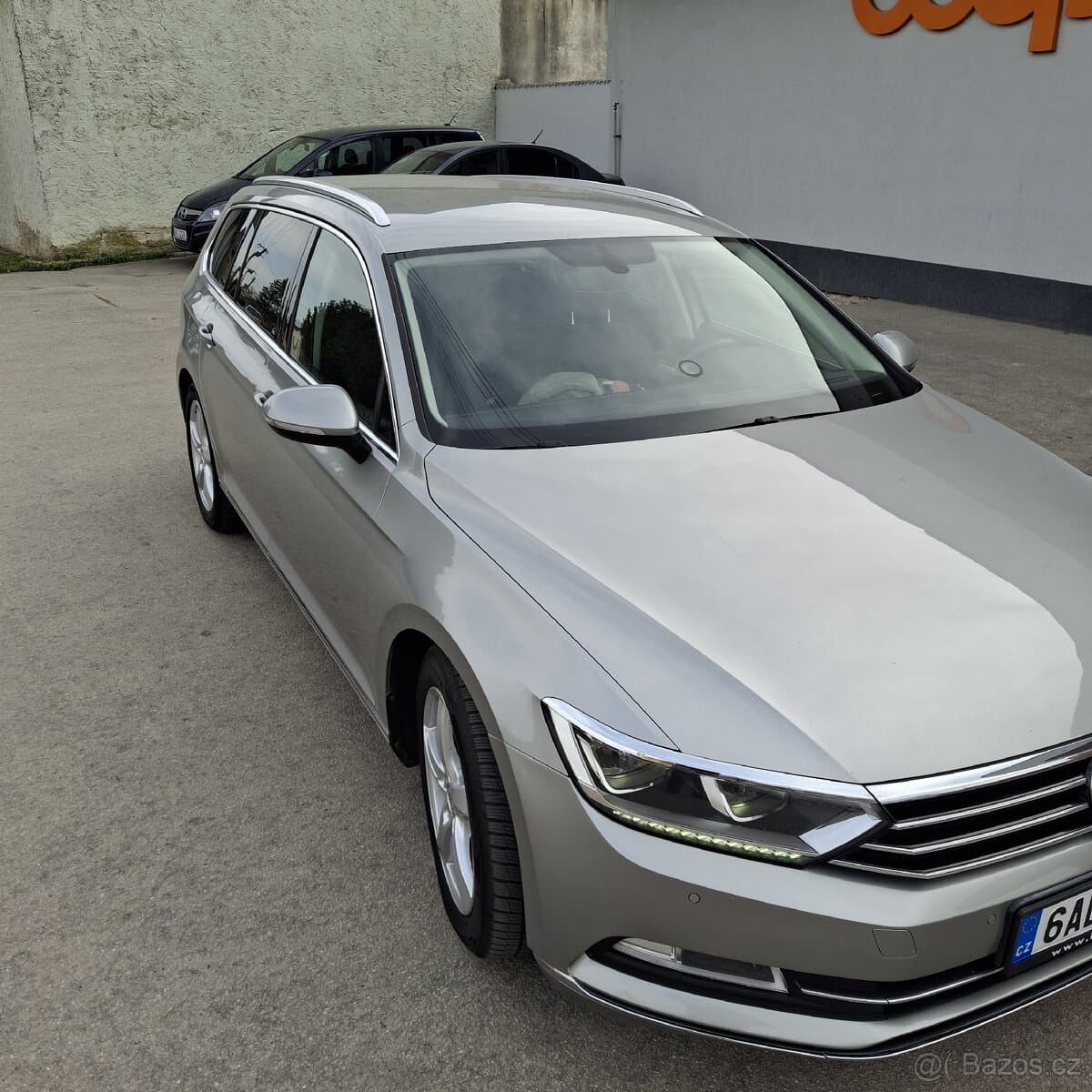 2017 Volkswagen PASSAT