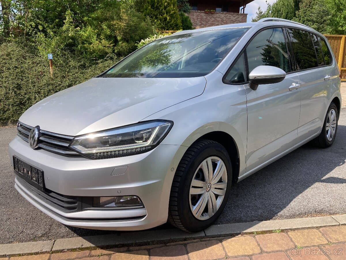 2017 Volkswagen TOURAN