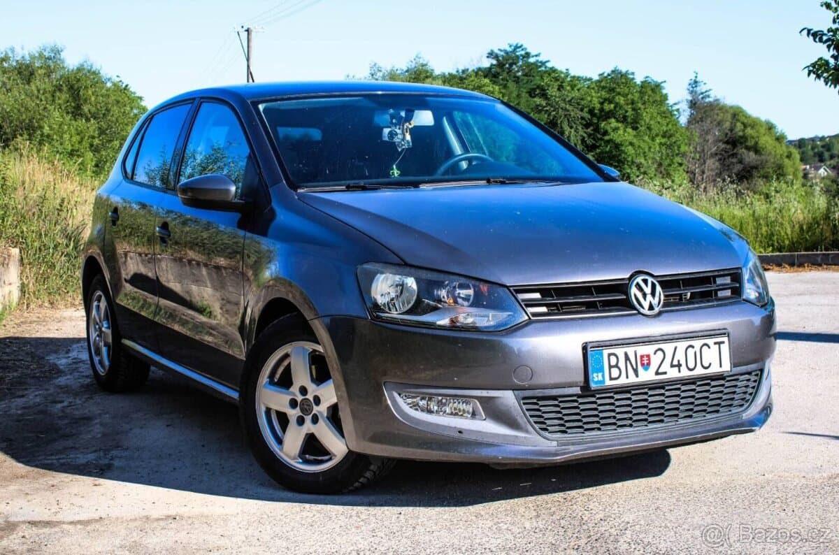 2010 Volkswagen POLO