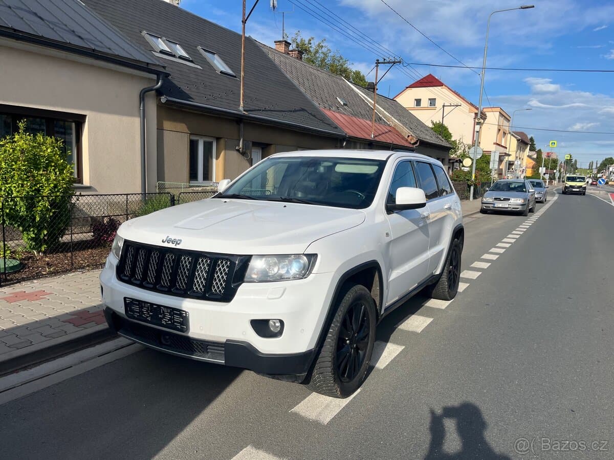 2012 Jeep CHEROKEE
