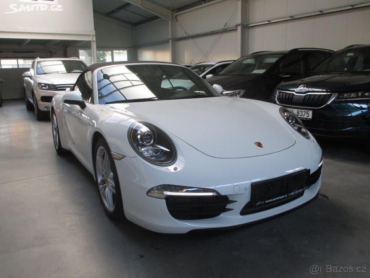 2015 Porsche 911