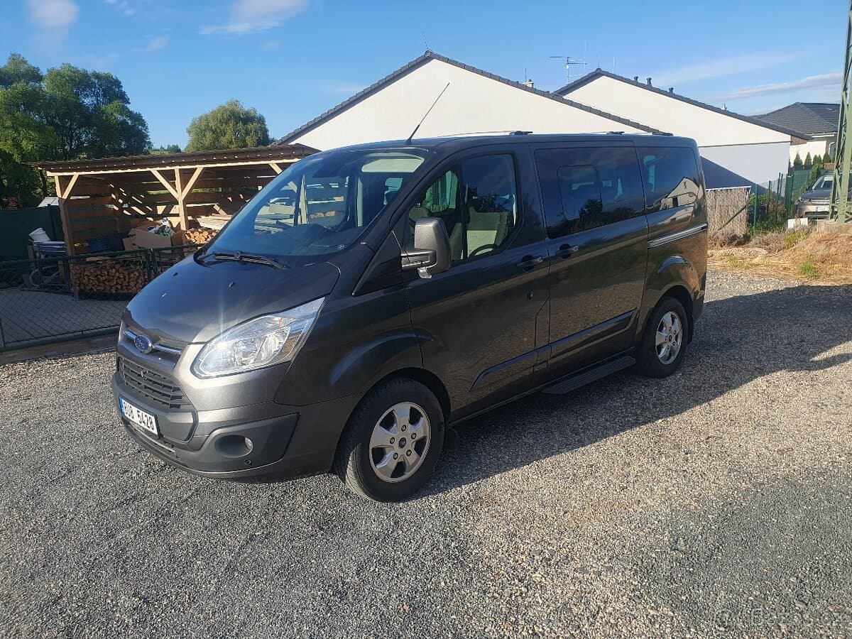 2016 Ford TOURNEO