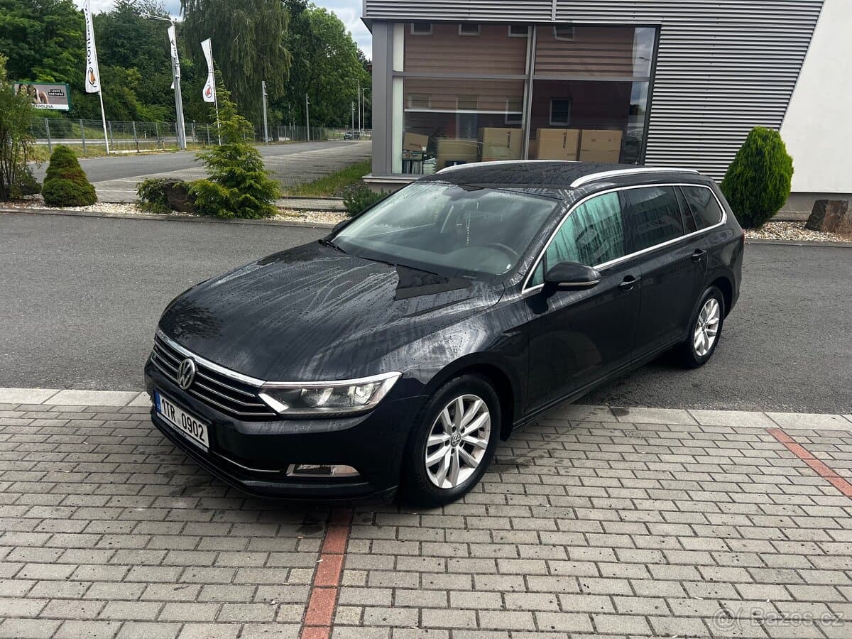 2016 Volkswagen PASSAT