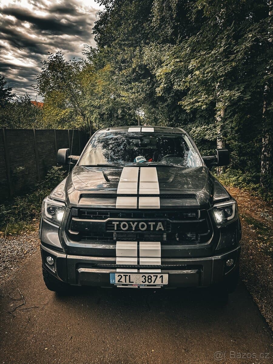 2016 Toyota TUNDRA