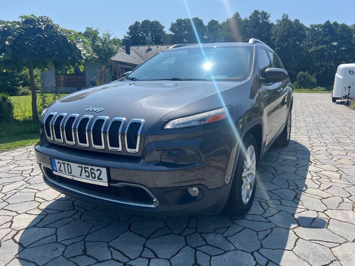 2016 Jeep CHEROKEE