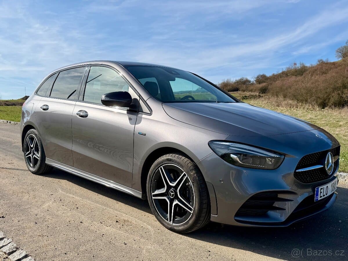 2021 Mercedes-Benz OSTATNÍ