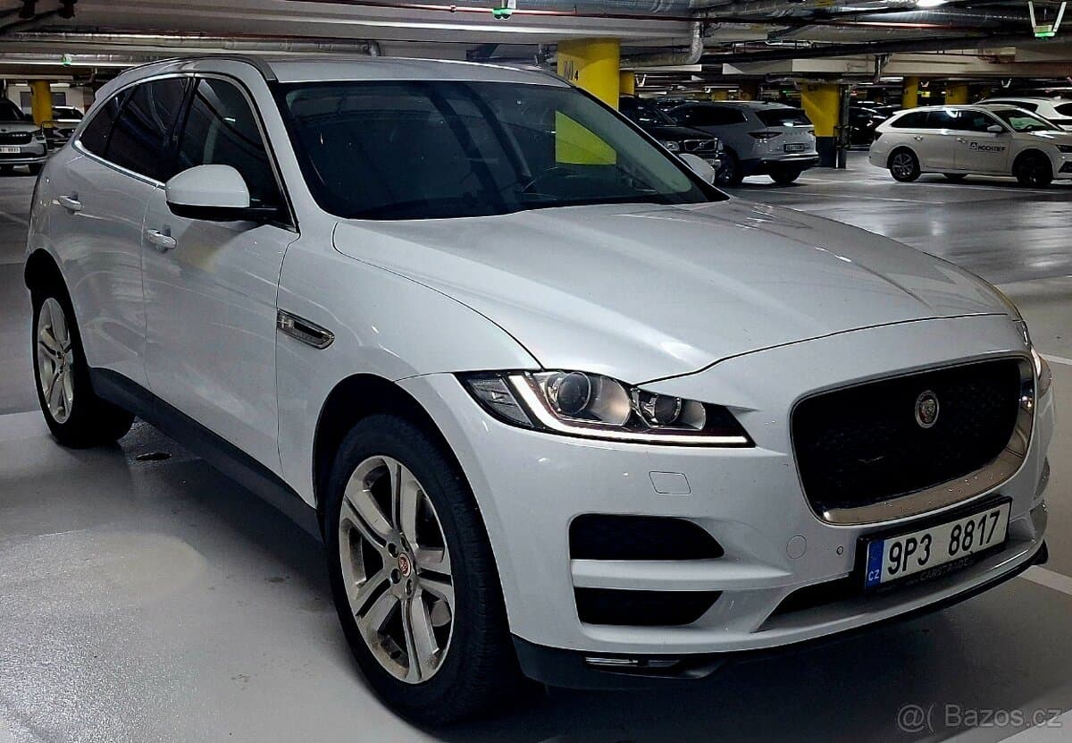 2016 Jaguar F-PACE