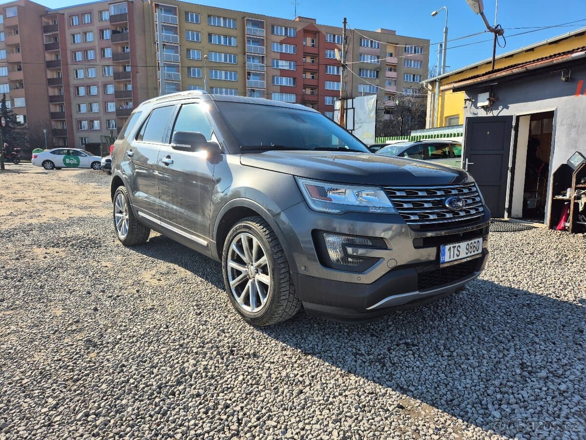 2015 Ford EXPLORER