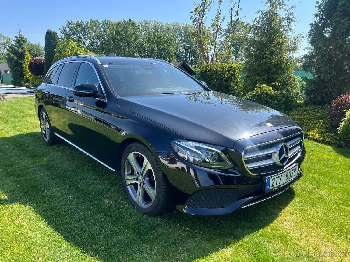 2017 Mercedes-Benz OSTATNÍ
