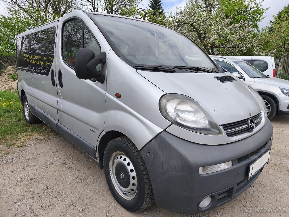 2005 Opel VIVARO