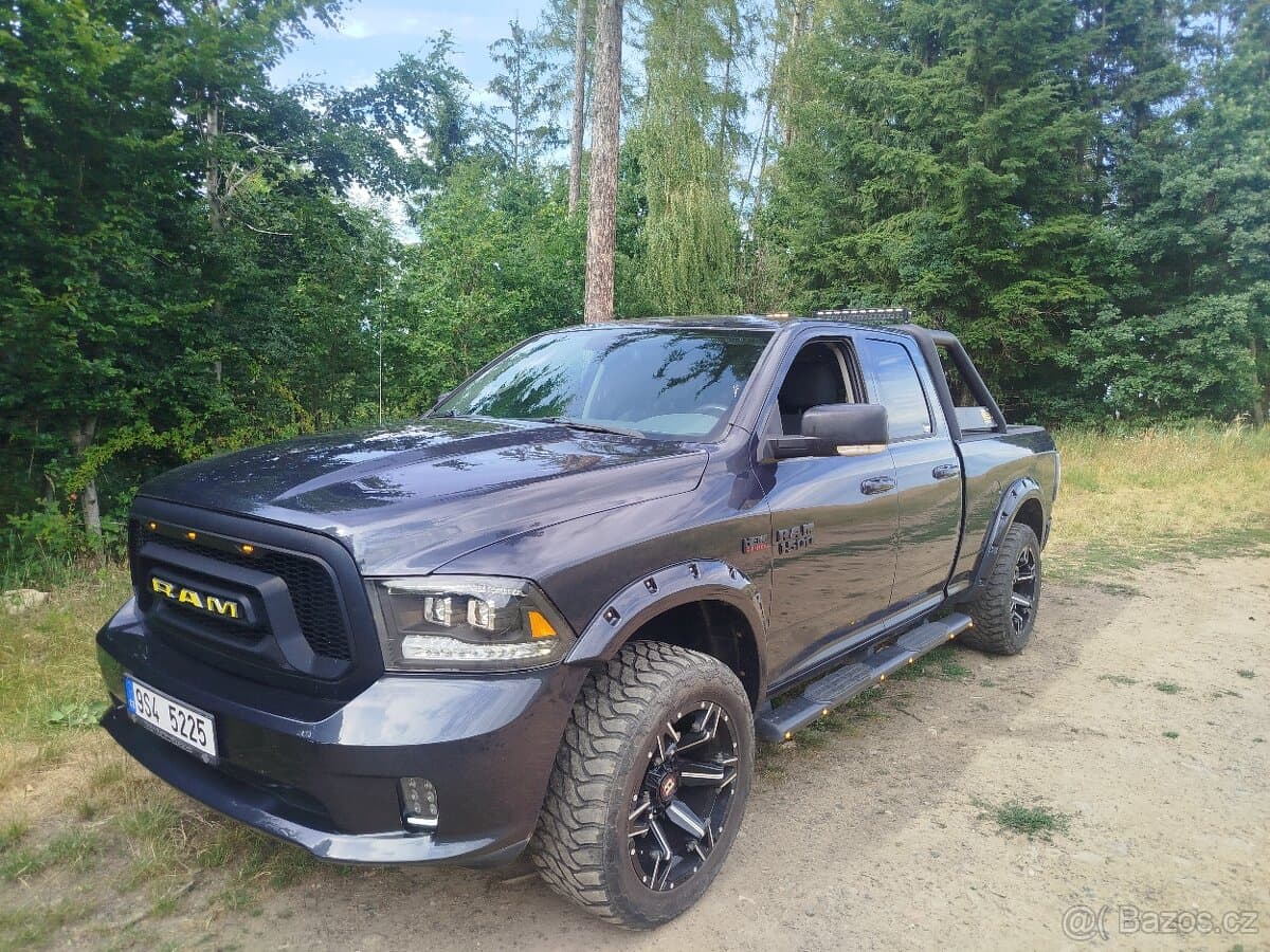 2014 Dodge OSTATNÍ