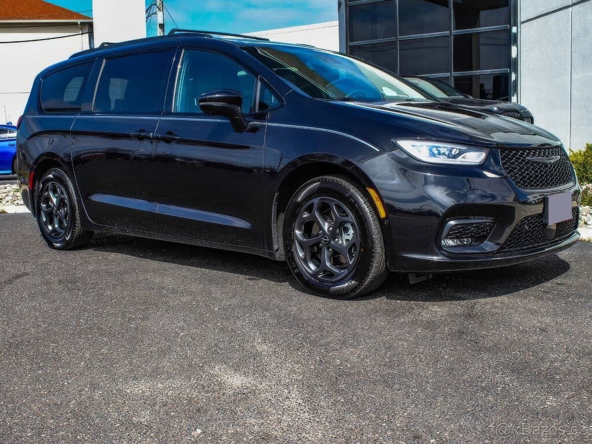 2022 Chrysler PACIFICA