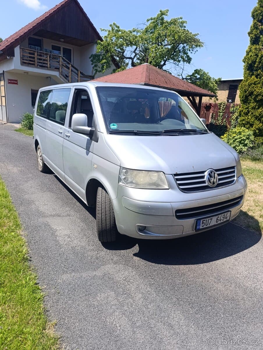 2006 Volkswagen CARAVELLE