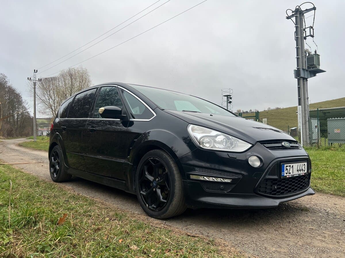 2011 Ford S-MAX
