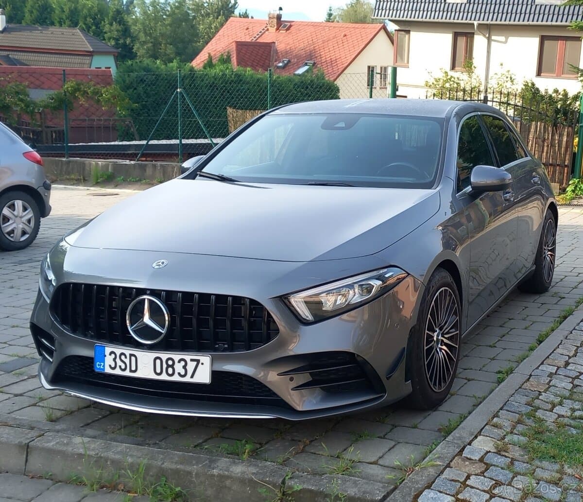 2019 Mercedes-Benz OSTATNÍ