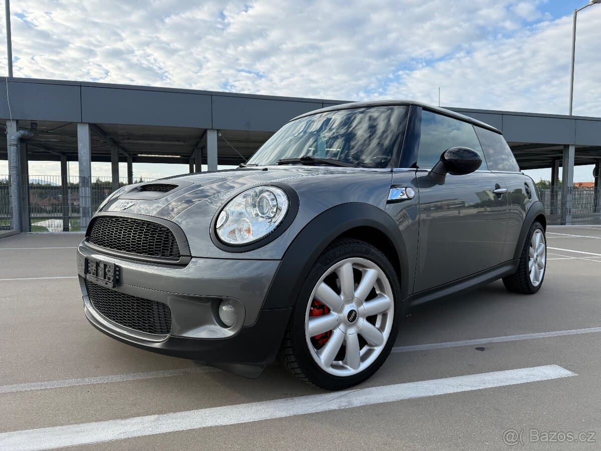 2010 Mini COOPER