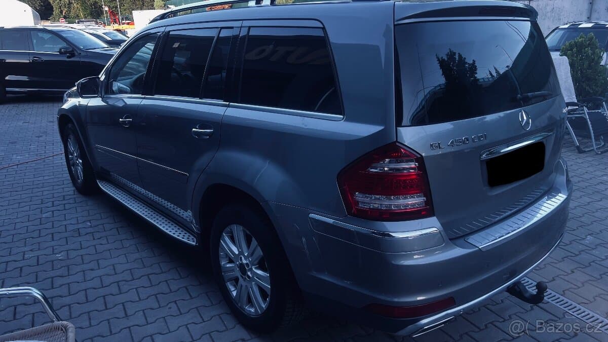 2012 Mercedes-Benz GL