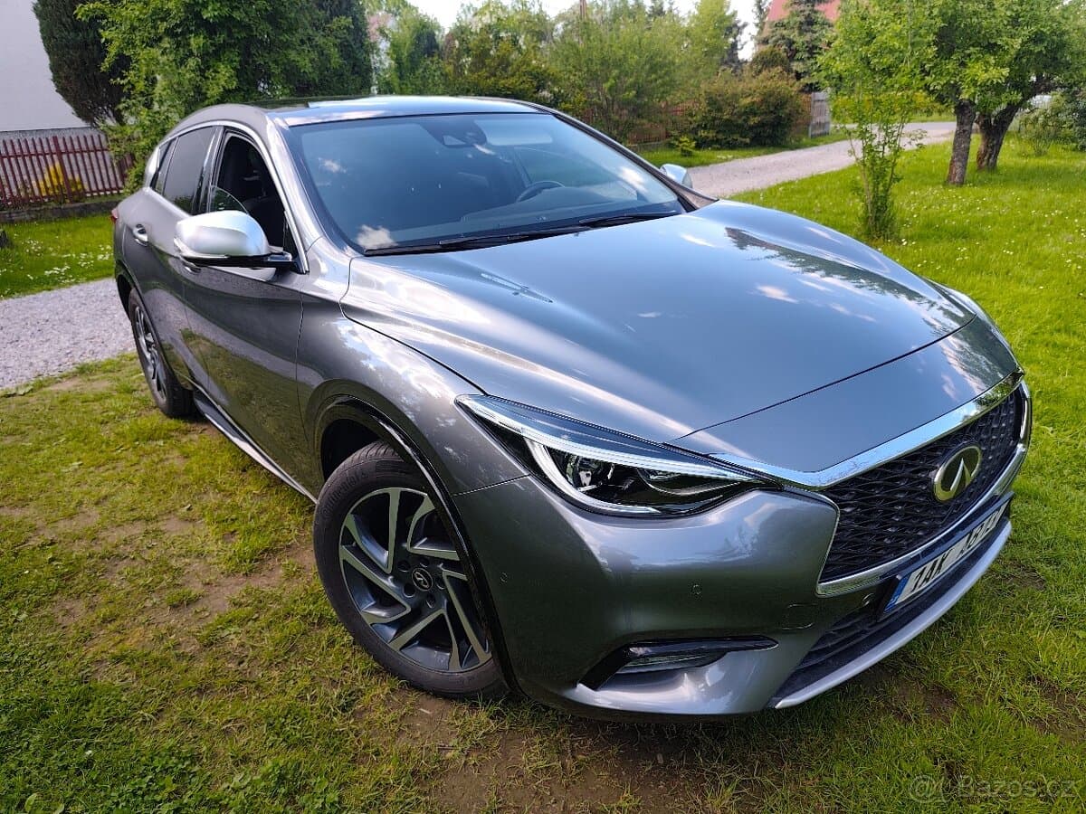 2019 Infiniti Q30