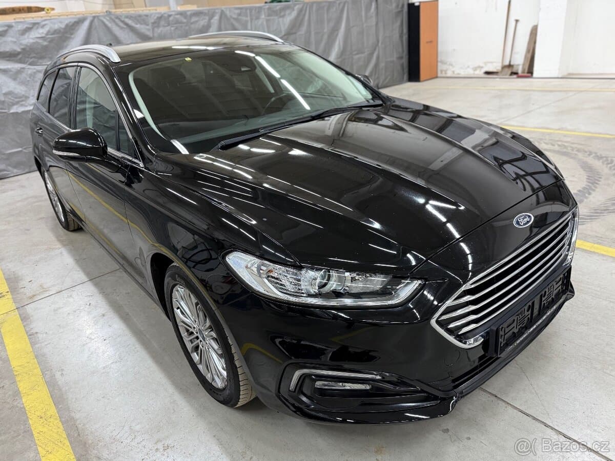 2020 Ford MONDEO