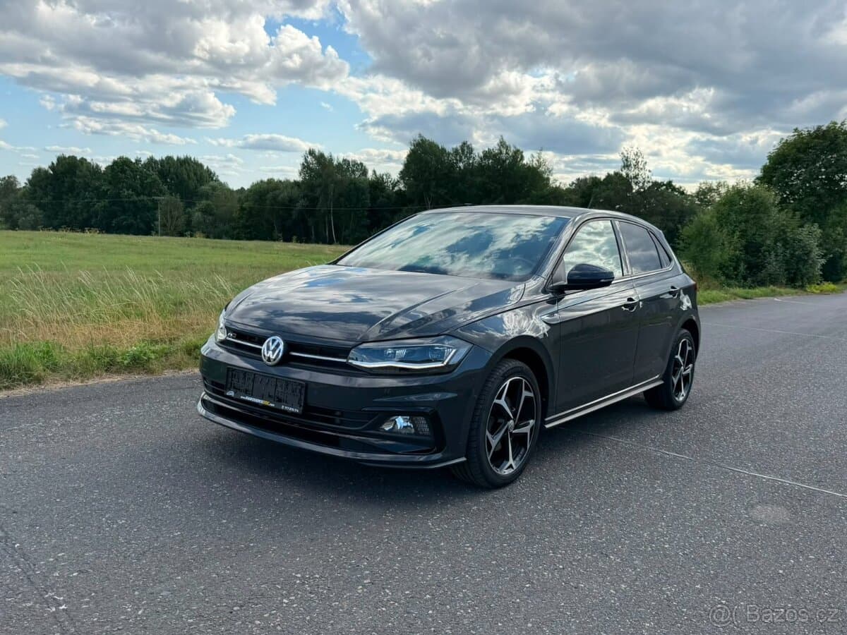2018 Volkswagen POLO
