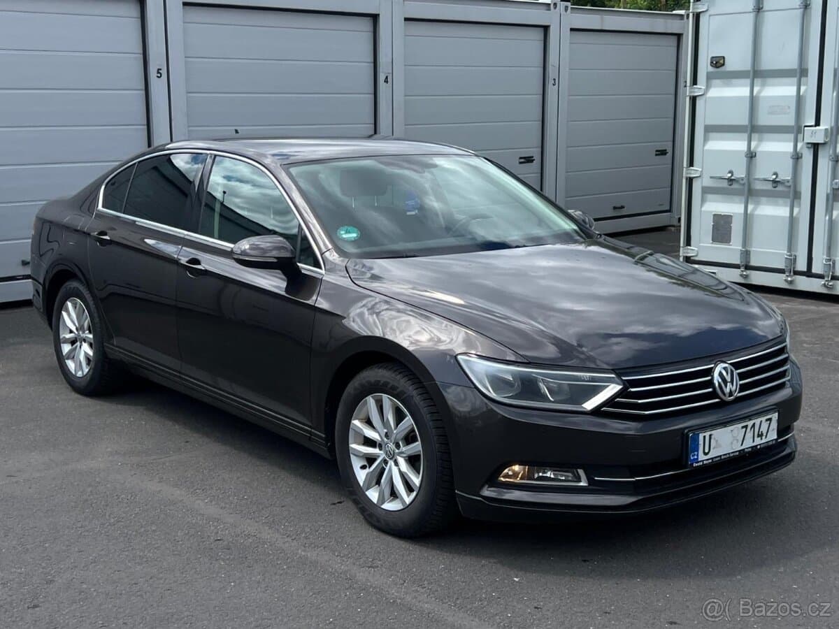 2016 Volkswagen PASSAT