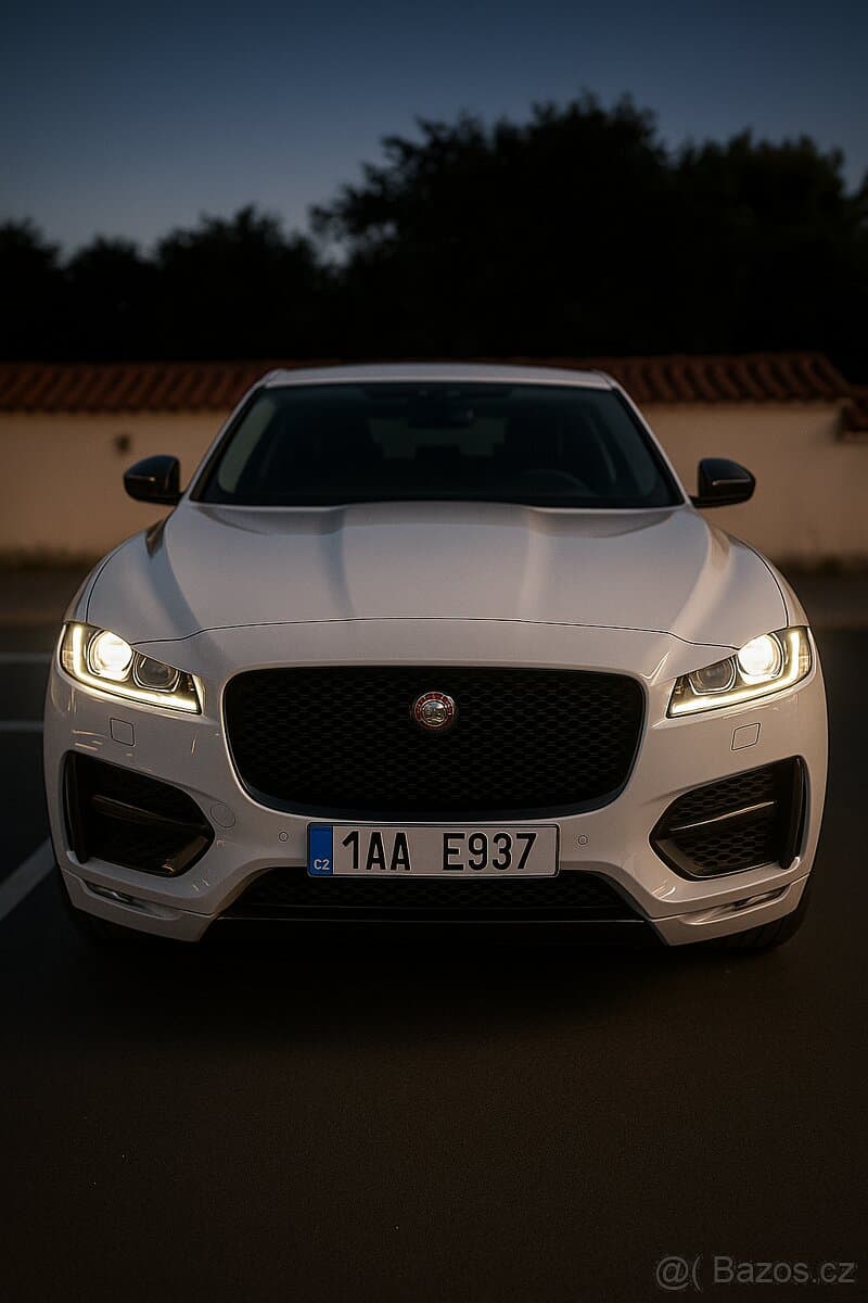 2018 Jaguar F-PACE