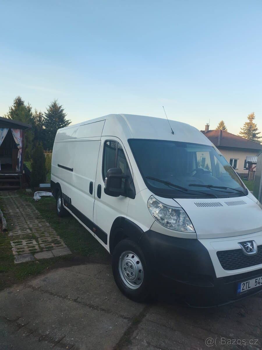 2011 Peugeot BOXER