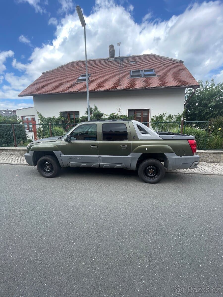 2001 Chevrolet AVALANCHE