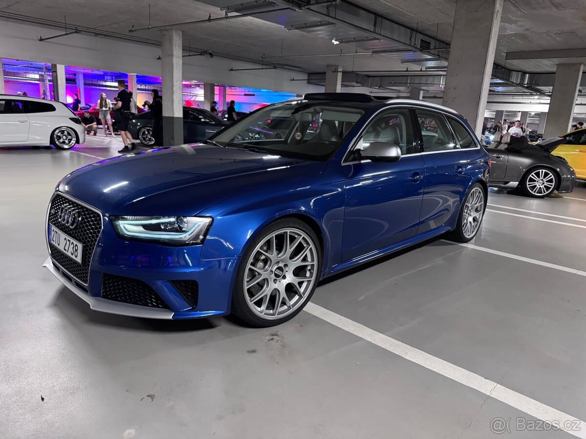 2013 Audi RS4