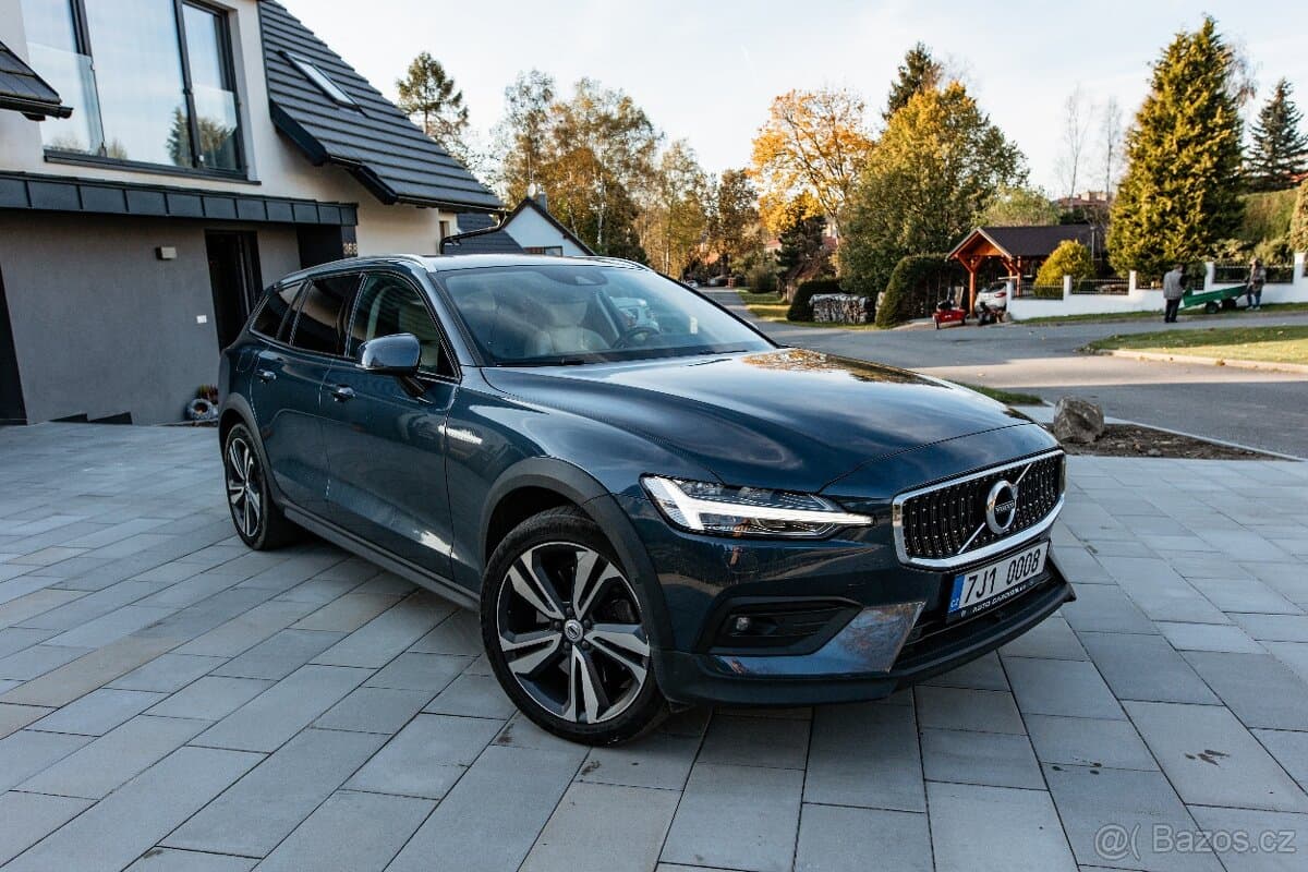 2019 Volvo V60