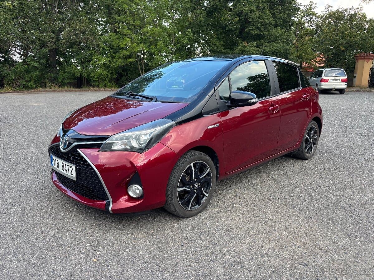 2017 Toyota YARIS
