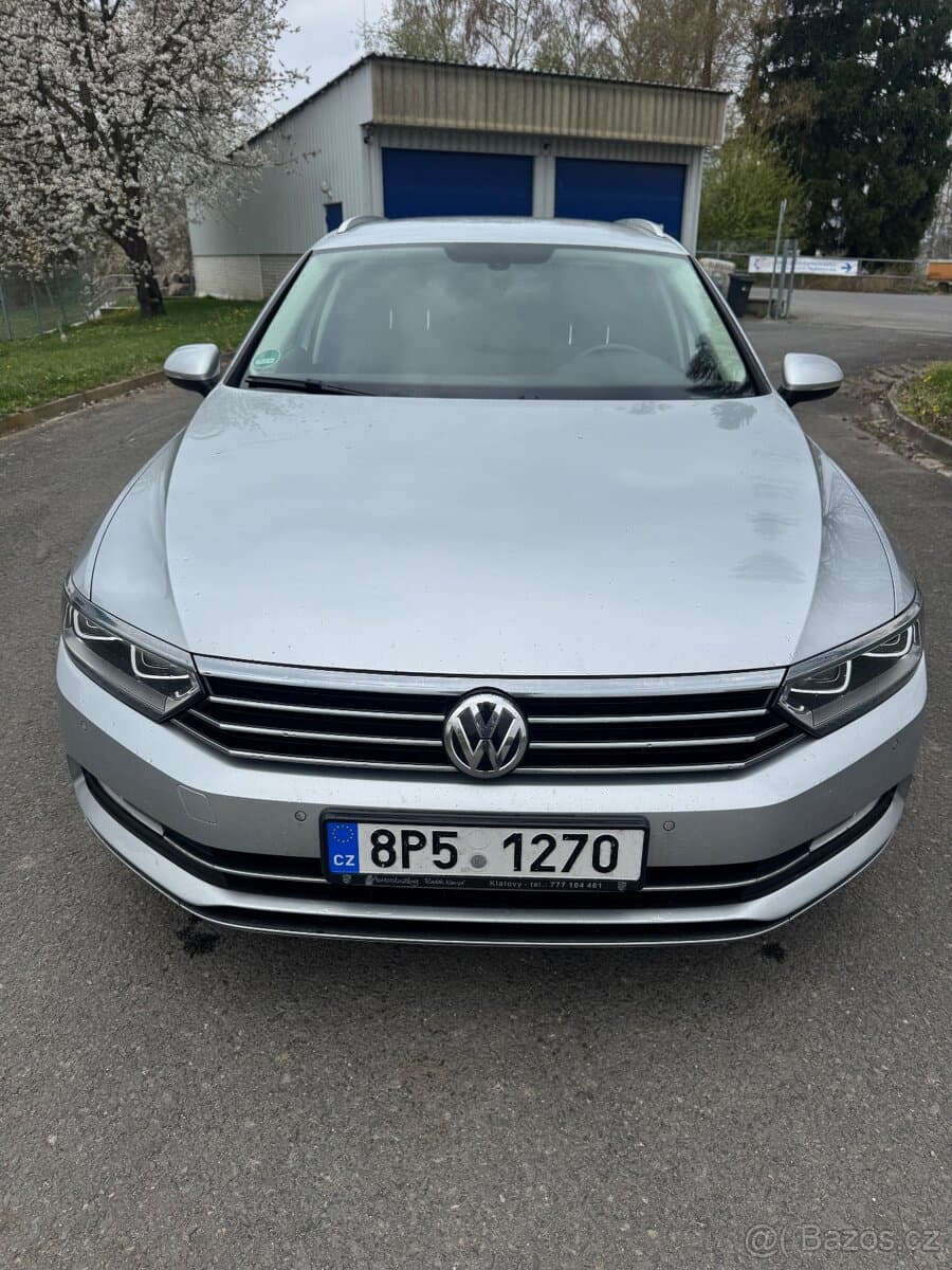 2017 Volkswagen PASSAT