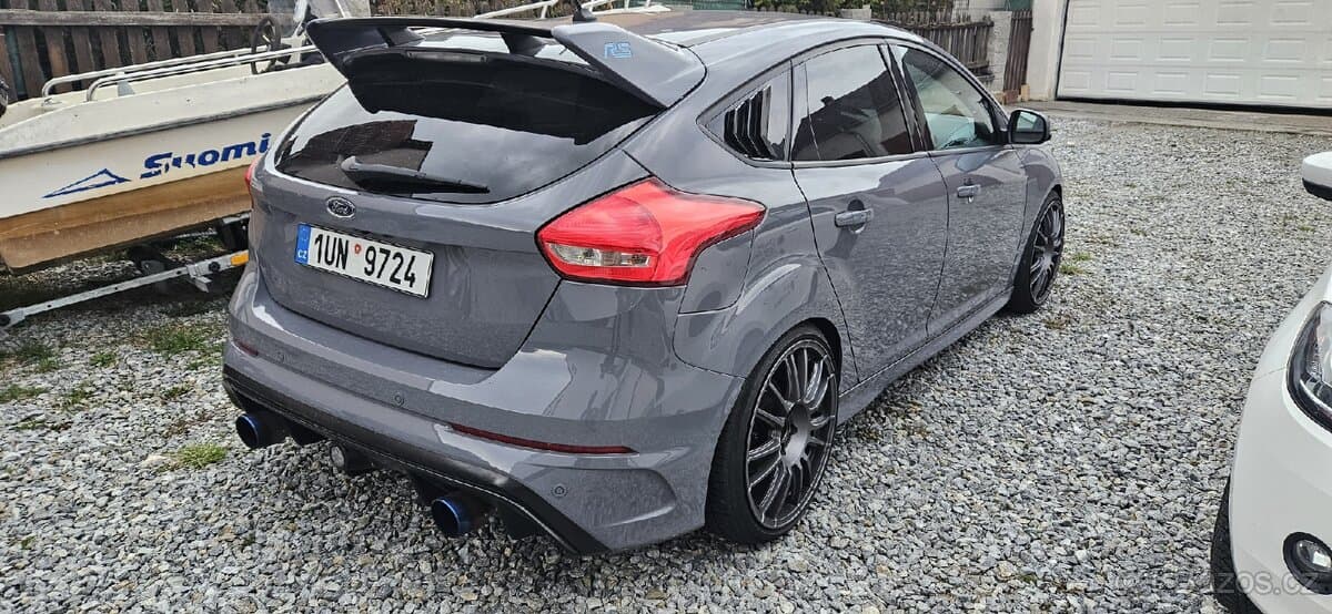 2017 Ford FOCUS