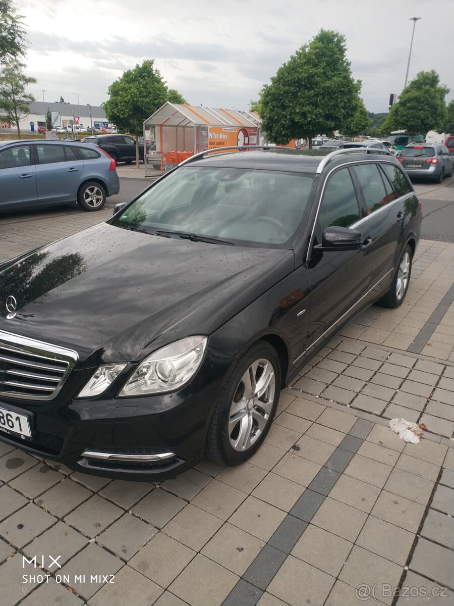 2011 Mercedes-Benz OSTATNÍ