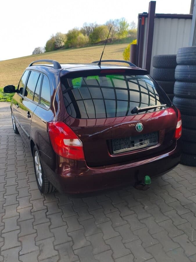 2011 Škoda FABIA