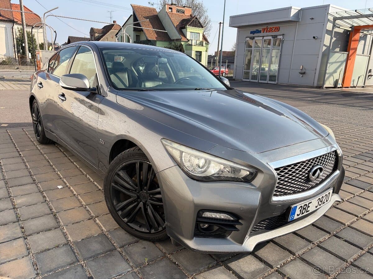 2014 Infiniti Q50