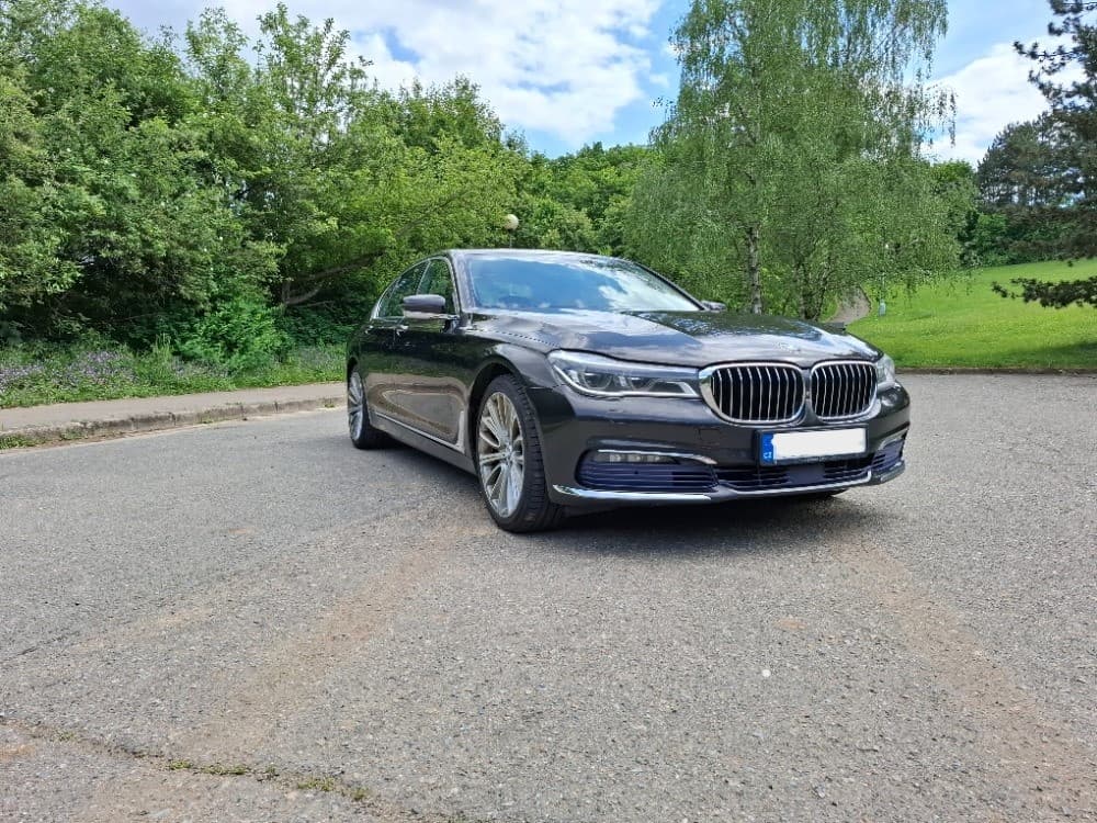 2015 BMW 7-SERIES